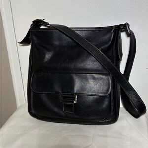 LONGCHAMP Black Leather Messenger Crossbody Bag